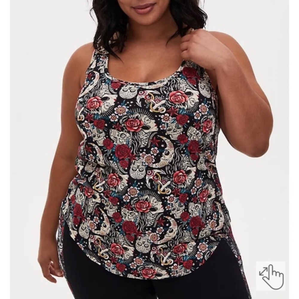Torrid active skull moon and rose tattoo tank.
